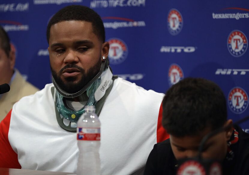 Prince Fielder estuvo acompañado de sus hijos en la conferencia de prensa. GETTY IMAGES