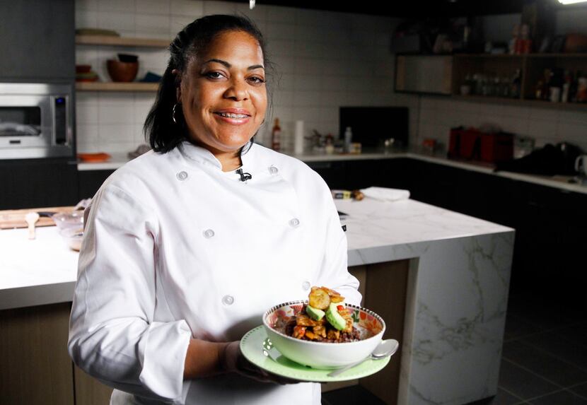 Chef Cynthia Nevels of Soulgood Vegan Food Truck with her Havana Bowl 