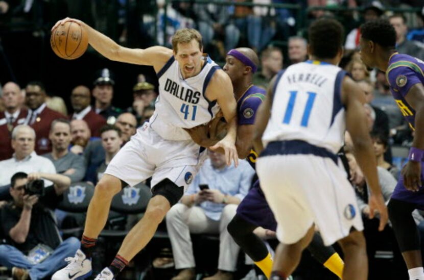 Dirk Nowitzki (41). Foto AP