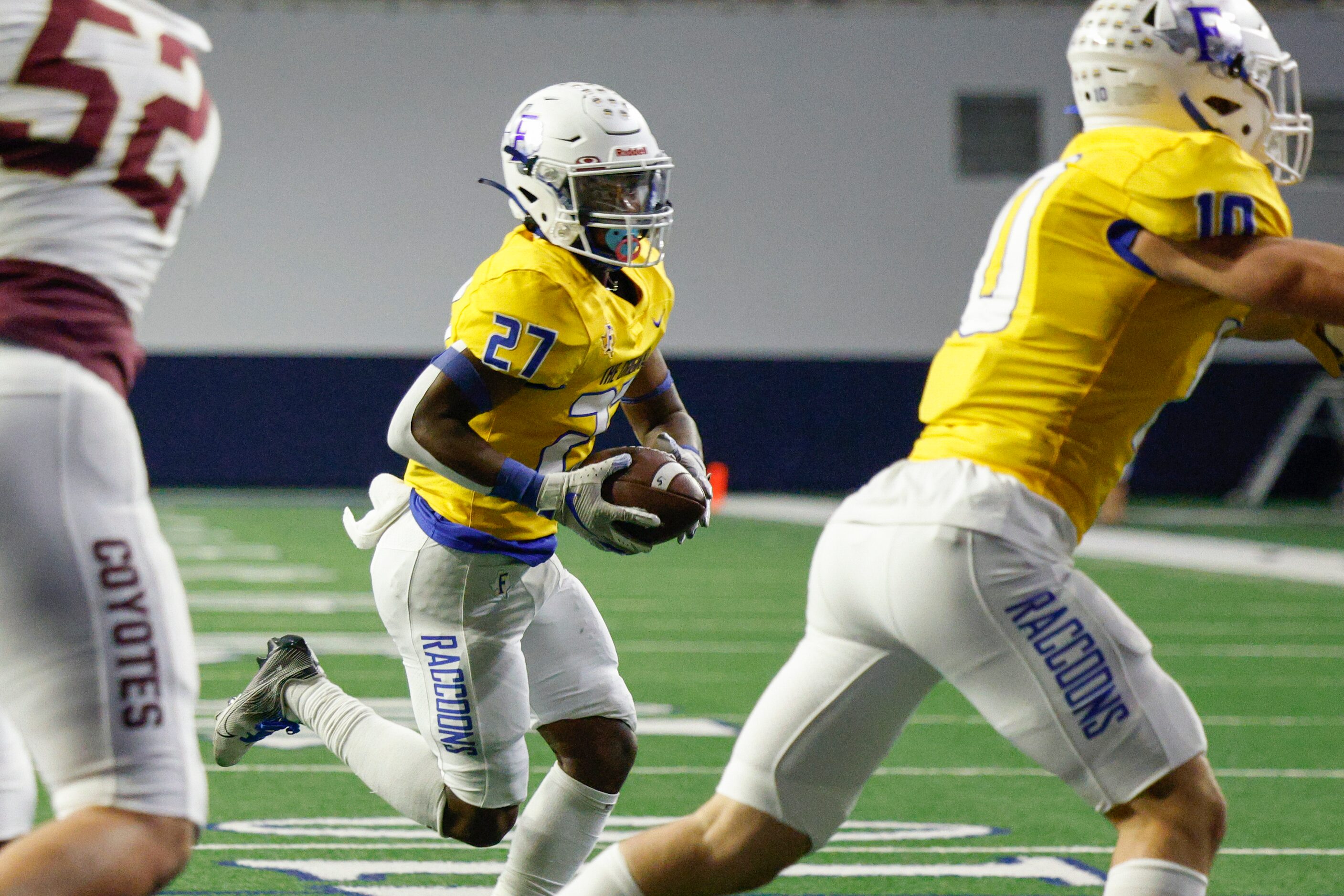 Frisco running back Kam Pendergraph (27) runs the ball for a two-yard touchdown during the...