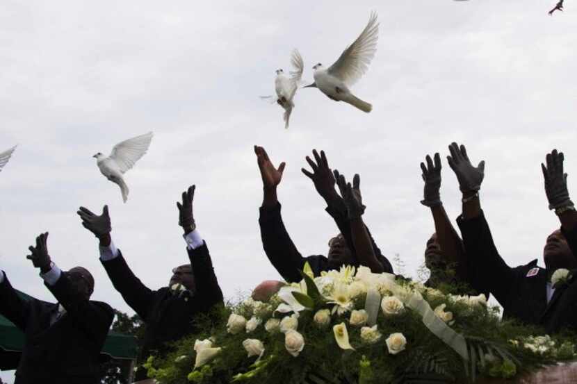  Pallbearers released doves over the casket holding Emanuel AME Church shooting victim Ethel...