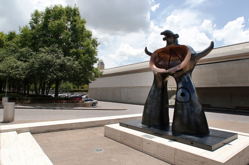 If there was a flaw in the Kimbell's design, it was in the placement of the parking lot to...