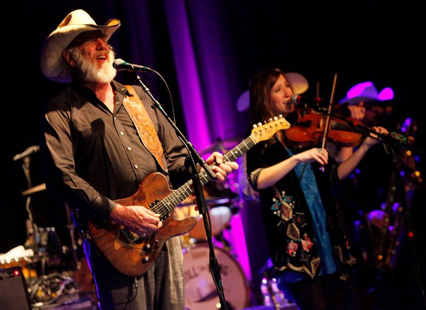 Vocalist and guitarist Ray Benson (left) will conduct Zoom meet-and-greets with fans.