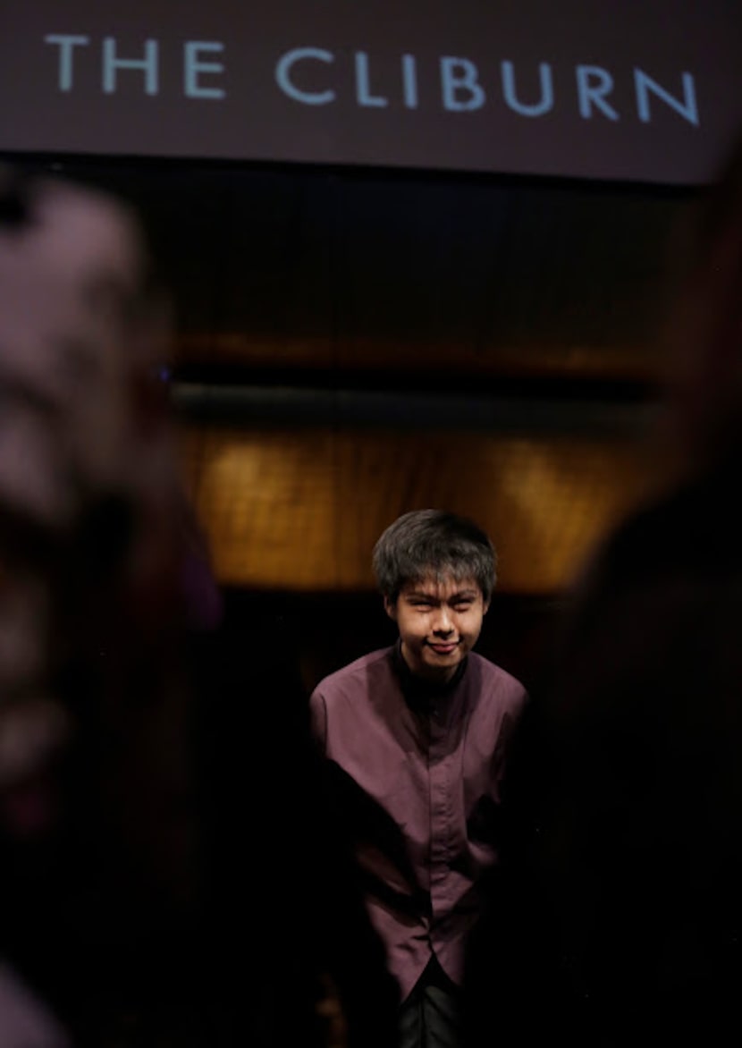 Han Chen takes a bow in semifinal round of the Van Cliburn International Piano Competition. 