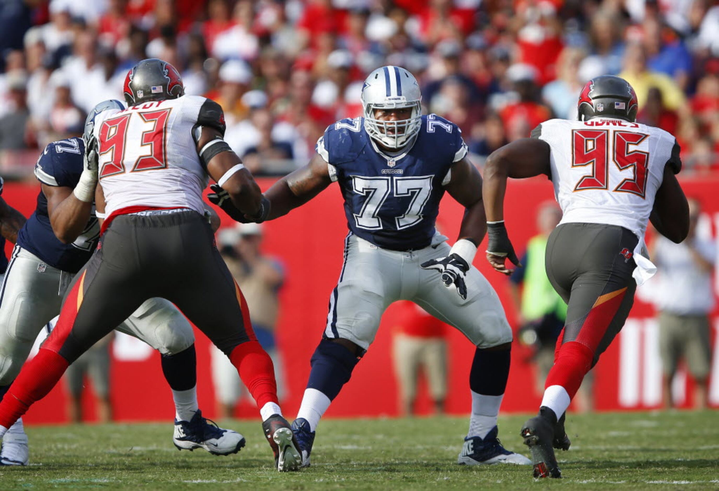 Tyron Smith Contract: Salary, Cap Hit & Potential Extension