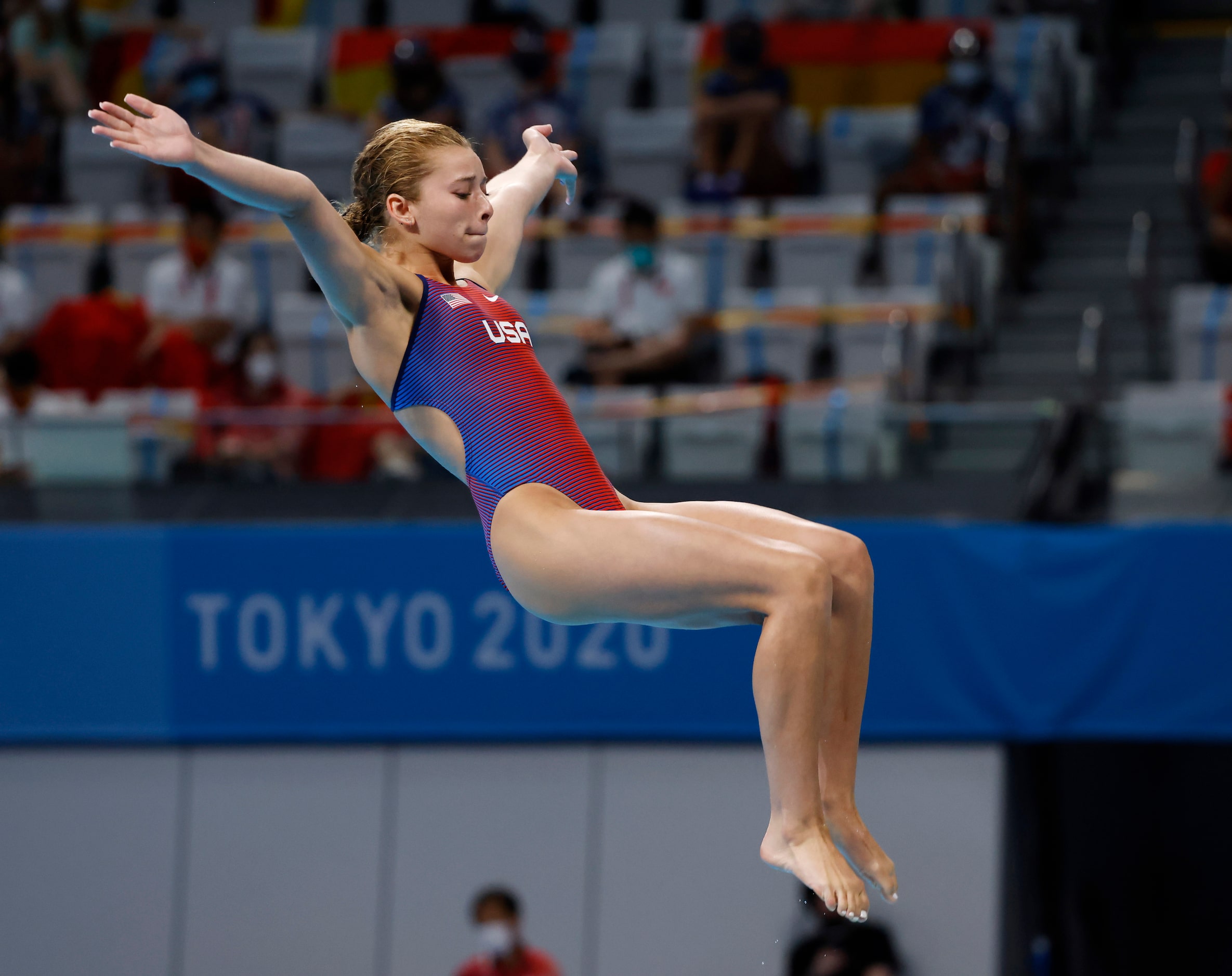 USA’s Hailey Hernandez competes in the women’s 3 meter springboard preliminary competition...