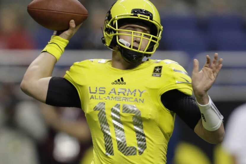 U.S. Army All-American West's Kyle Allen (10) throws against the East during the U.S. Army...