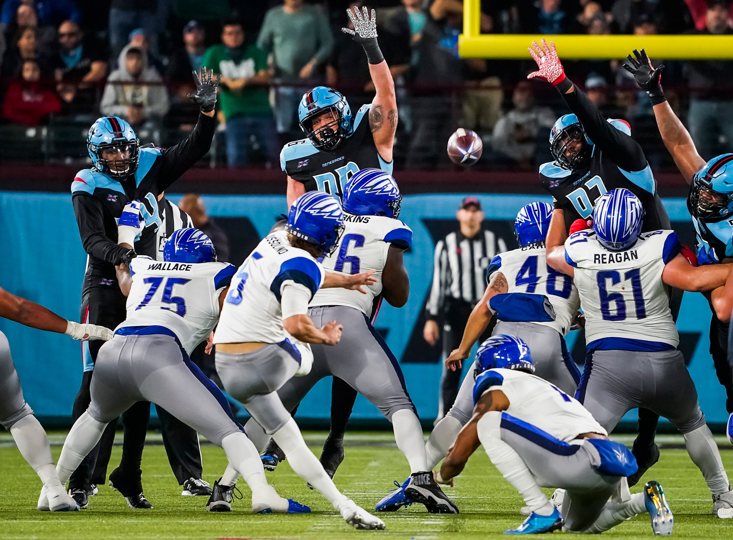 St. Louis Battlehawks kicker Taylor Russolino (5) kicks a 48-yard field goal past the Dallas...