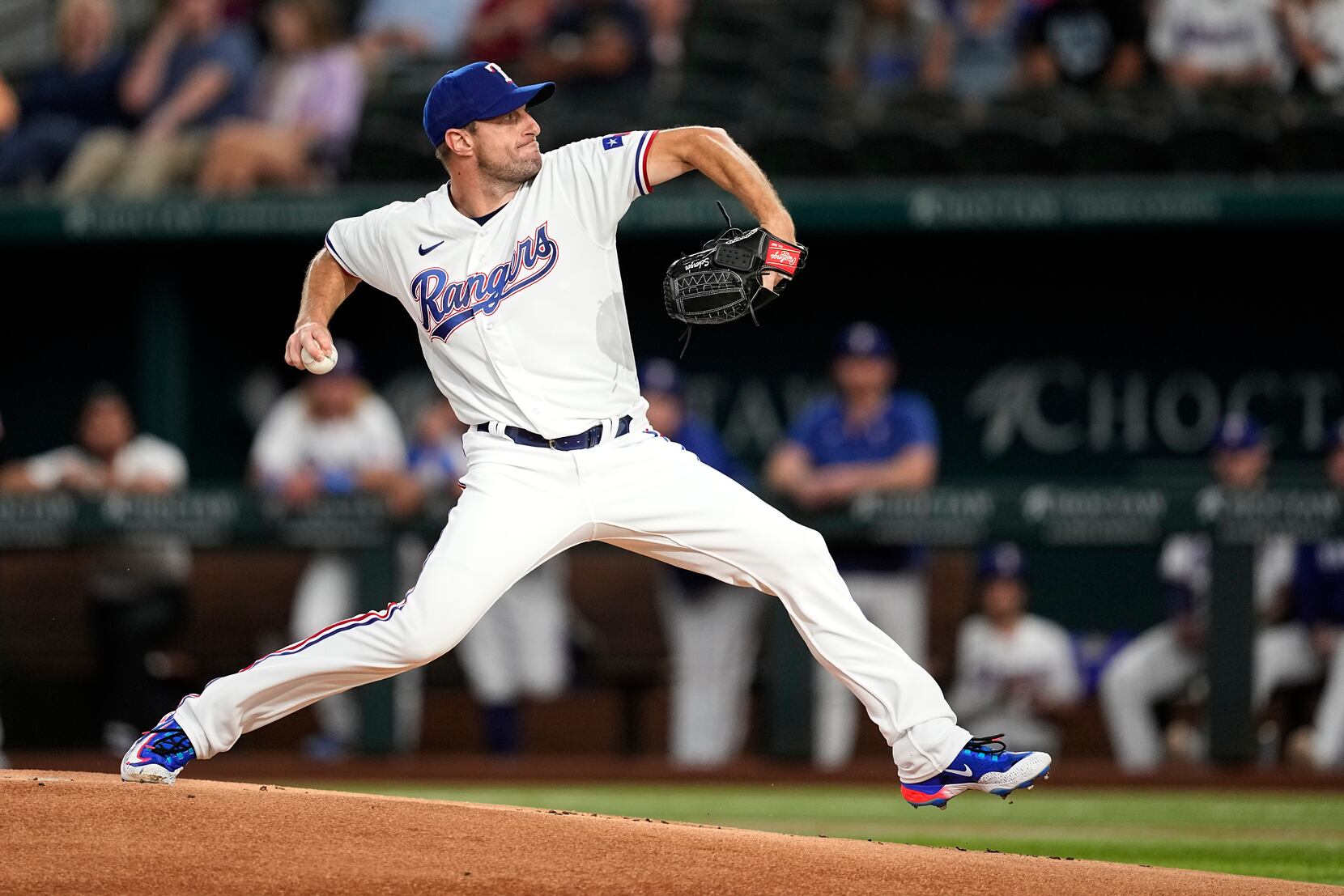 Max Scherzer overcomes early shakiness to win his debut with the Texas  Rangers - The Boston Globe