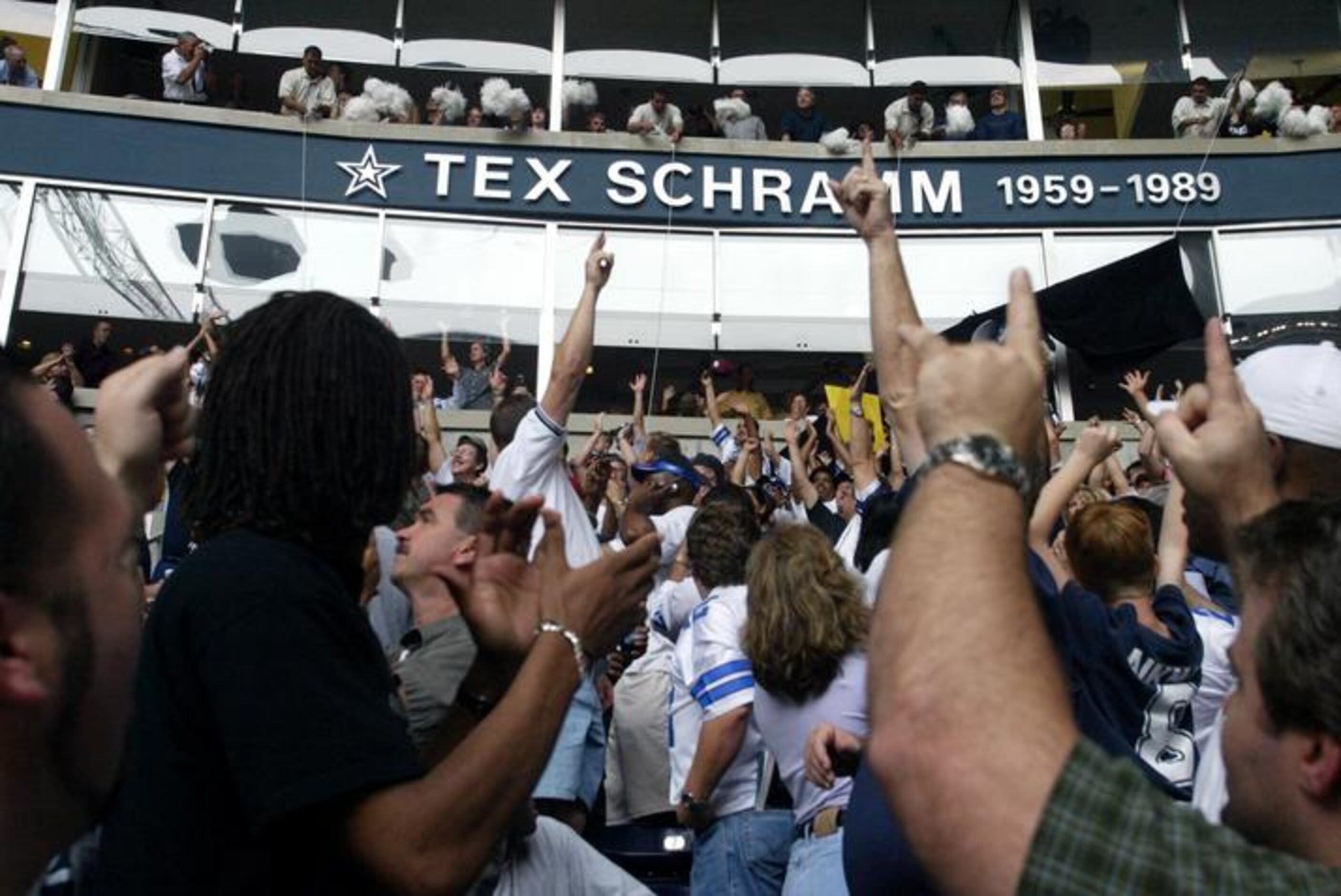 1994 : Alvin Harper (80) and Michael Irvin (88) of the Dallas