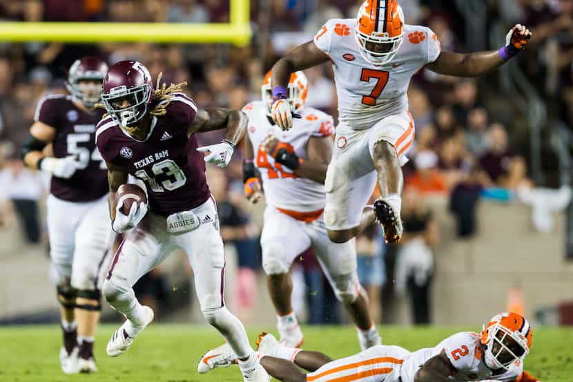 Texas A&M Aggies wide receiver Kendrick Rogers (13) gets away from Clemson Tigers defensive...