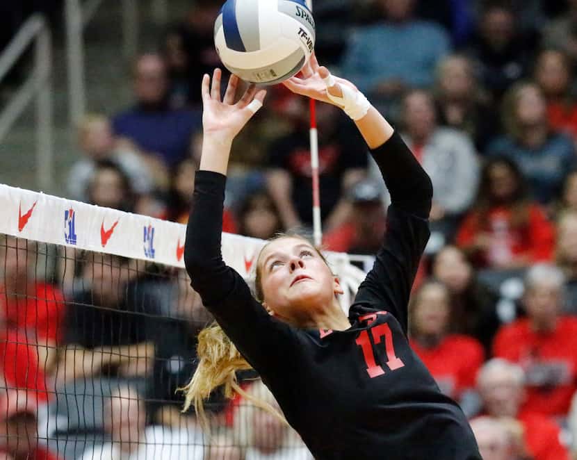 Lovejoy’s Rosemary Archer (17) makes a set during game two as Grapevine High School played...