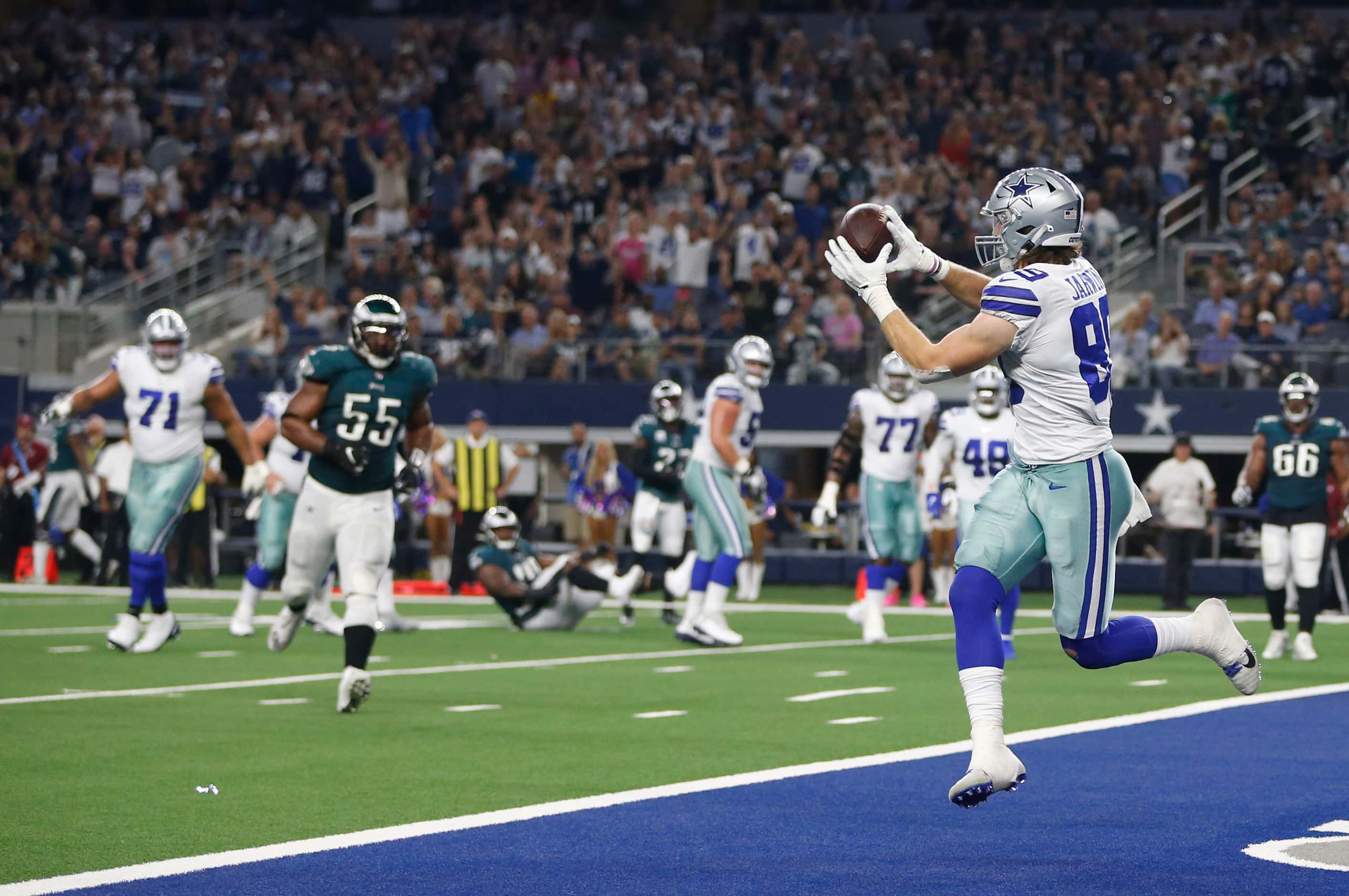 Dallas Cowboys tight end Blake Jarwin (89) catches a pass for a touchdown in a game against...