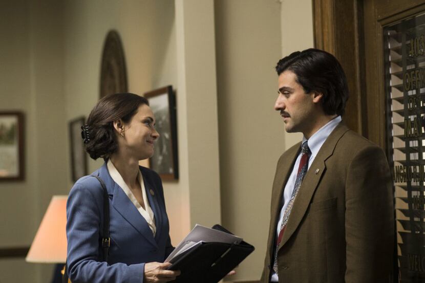 Winona Ryder and Oscar Isaac in "Show Me a Hero."