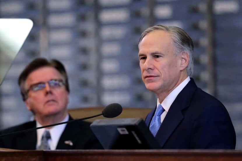  Texas Gov. Greg Abbott (right) delivers his State of the State address in 2016.