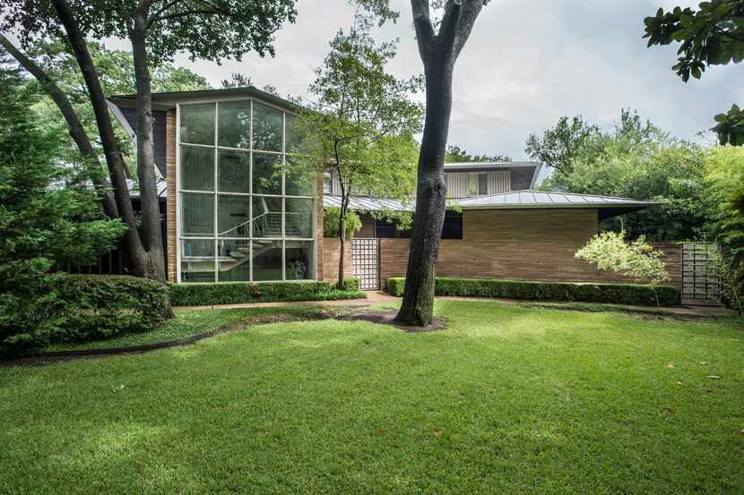 The Vaughn house in Preston Hollow, built in 1951 and scheduled for auction in February