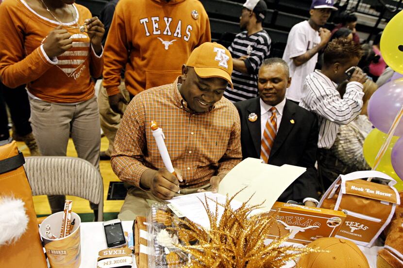 REGRADING TEXAS' PAST FIVE RECRUITING CLASSES: As they do every year, the Texas Longhorns...