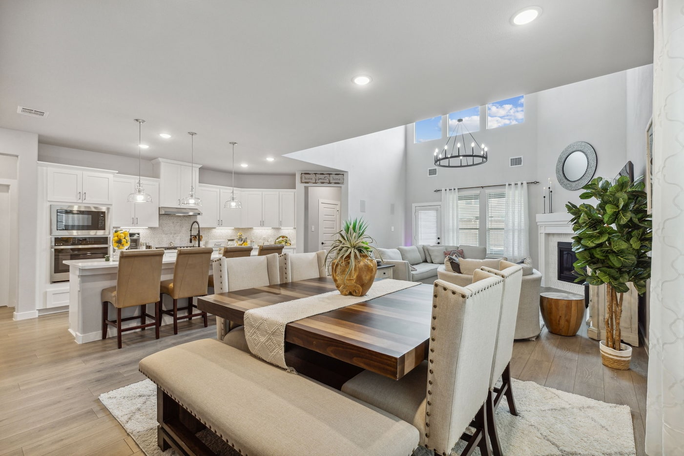 Kitchen and dining area