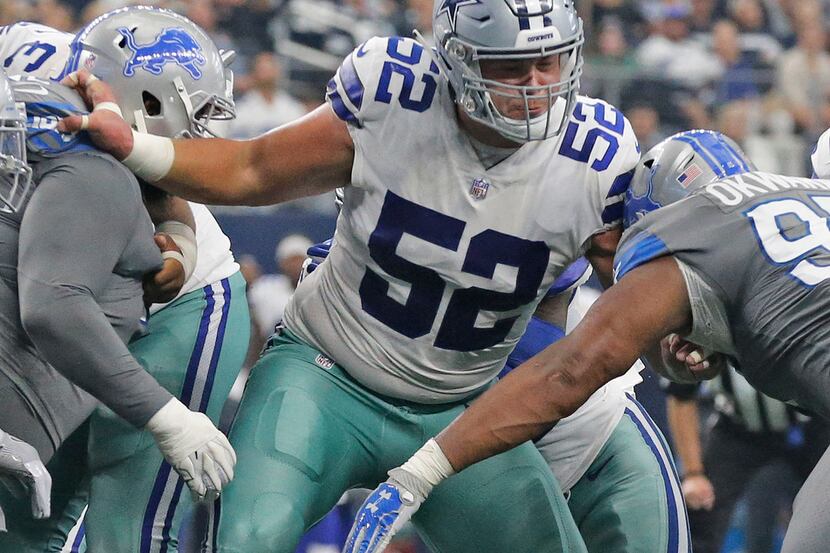 Dallas Cowboys offensive guard Connor Williams (52) blocks during the Detroit Lions vs. the...