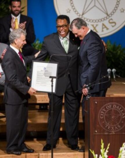  Dwaine Caraway says goodbye to Dallas City Manager A.C. Gonzalez and Dallas Mayor Mike...