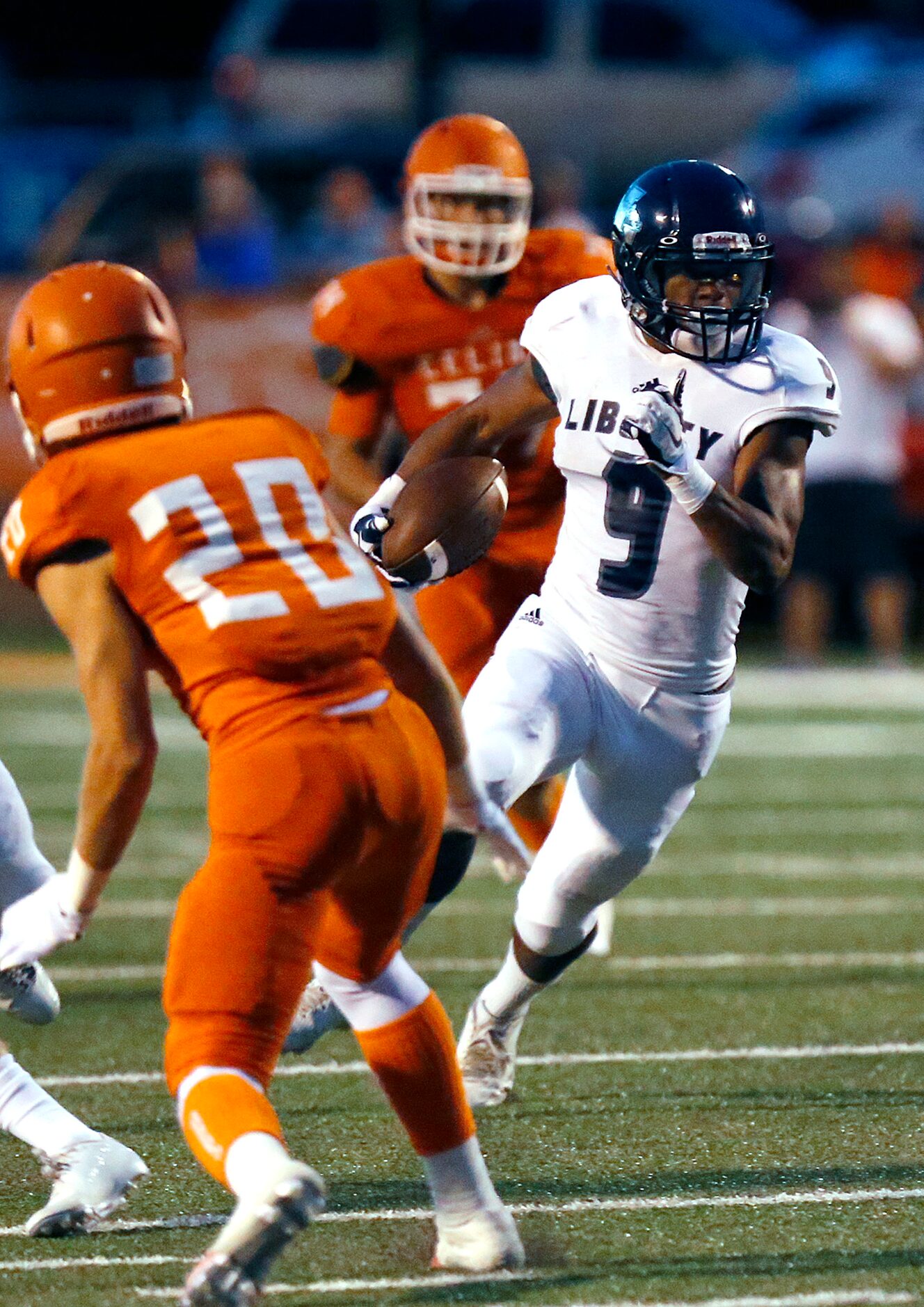 Liberty Christian wide receiver Justus Lee (9) runs after the catch for a big gain on a...