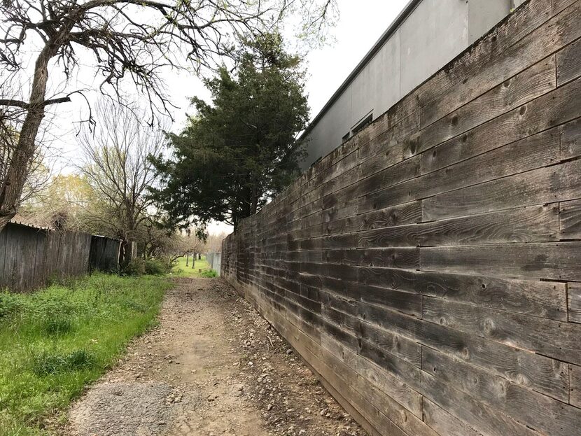 The alley as it looked in 2018, before the revitalization project was undertaken.