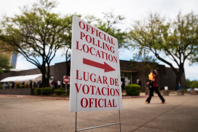 Signage marking an official polling location outside of the Oak Cliff Sub-Courthouse in...