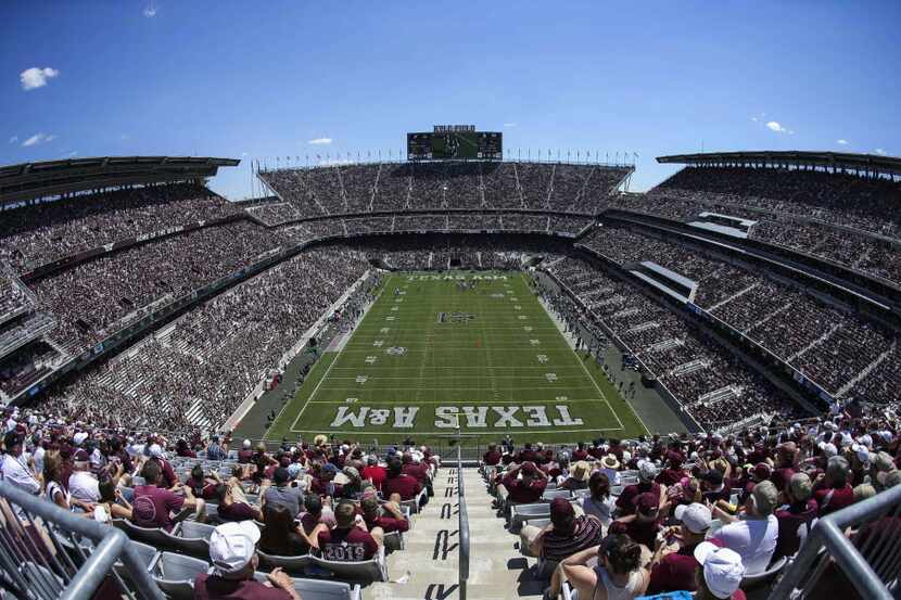 Sep 19, 2015; College Station, TX, USA; General view of Kyle Field during the game between...