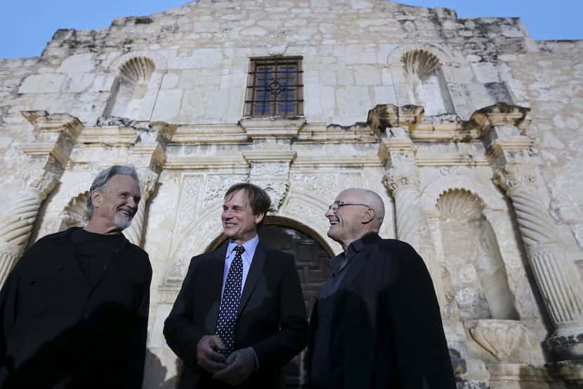 From left, Kris Kristofferson, Bill Paxton and Phil Collins remember the Alamo in 2005 ...