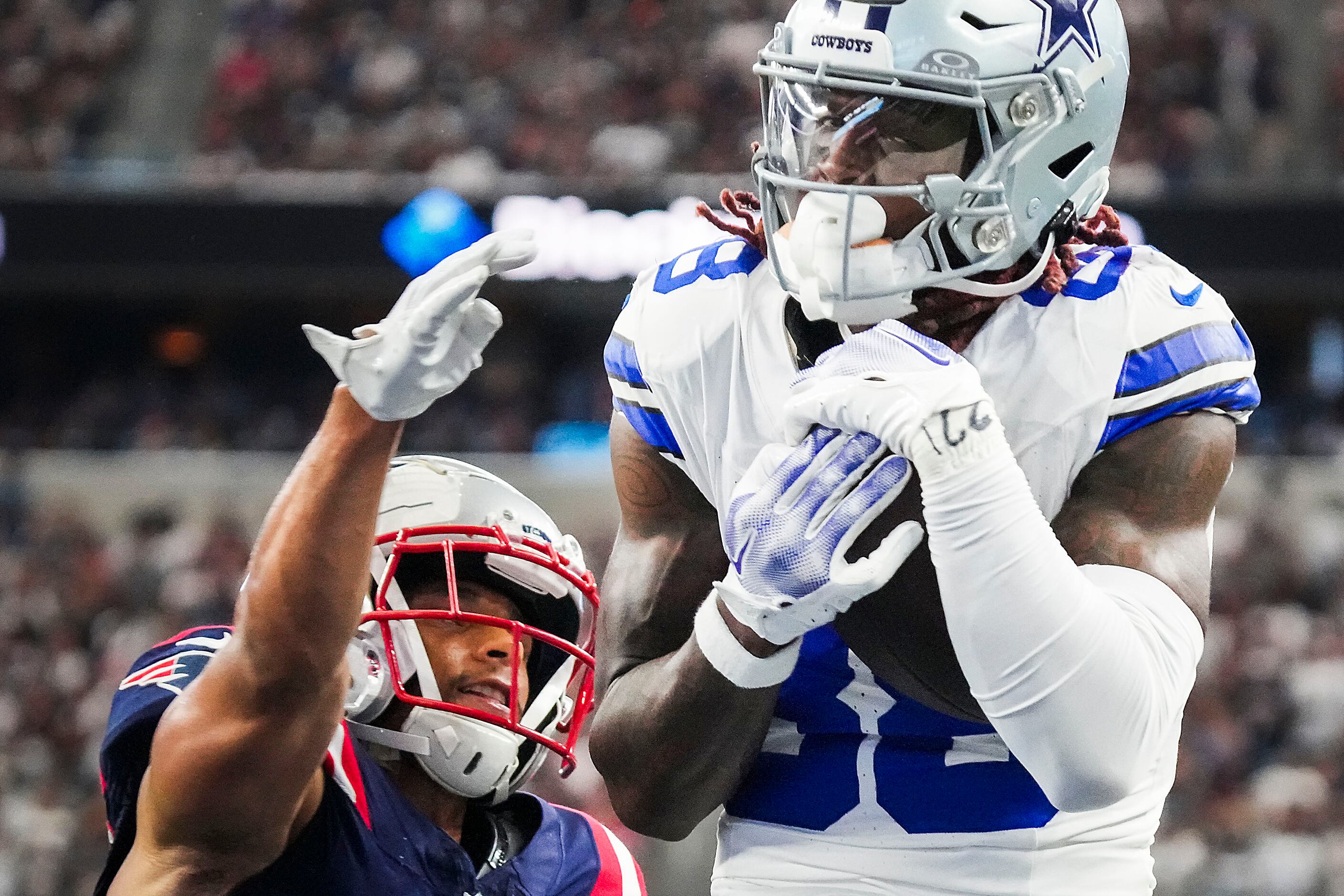 Bouncing back: See photos from Cowboys' Week 4 victory over Ezekiel  Elliott's Patriots