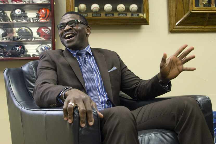 Former Dallas Cowboys wide receiver Michael Irvin speaks during a Mens Power Lunch, Monday,...