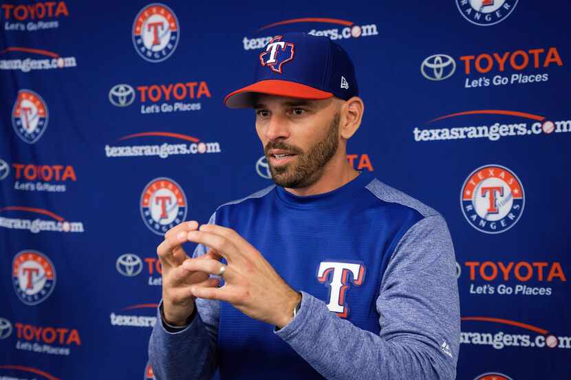 Texas Rangers manager Chris Woodward talks about integrating data with traditional baseball...