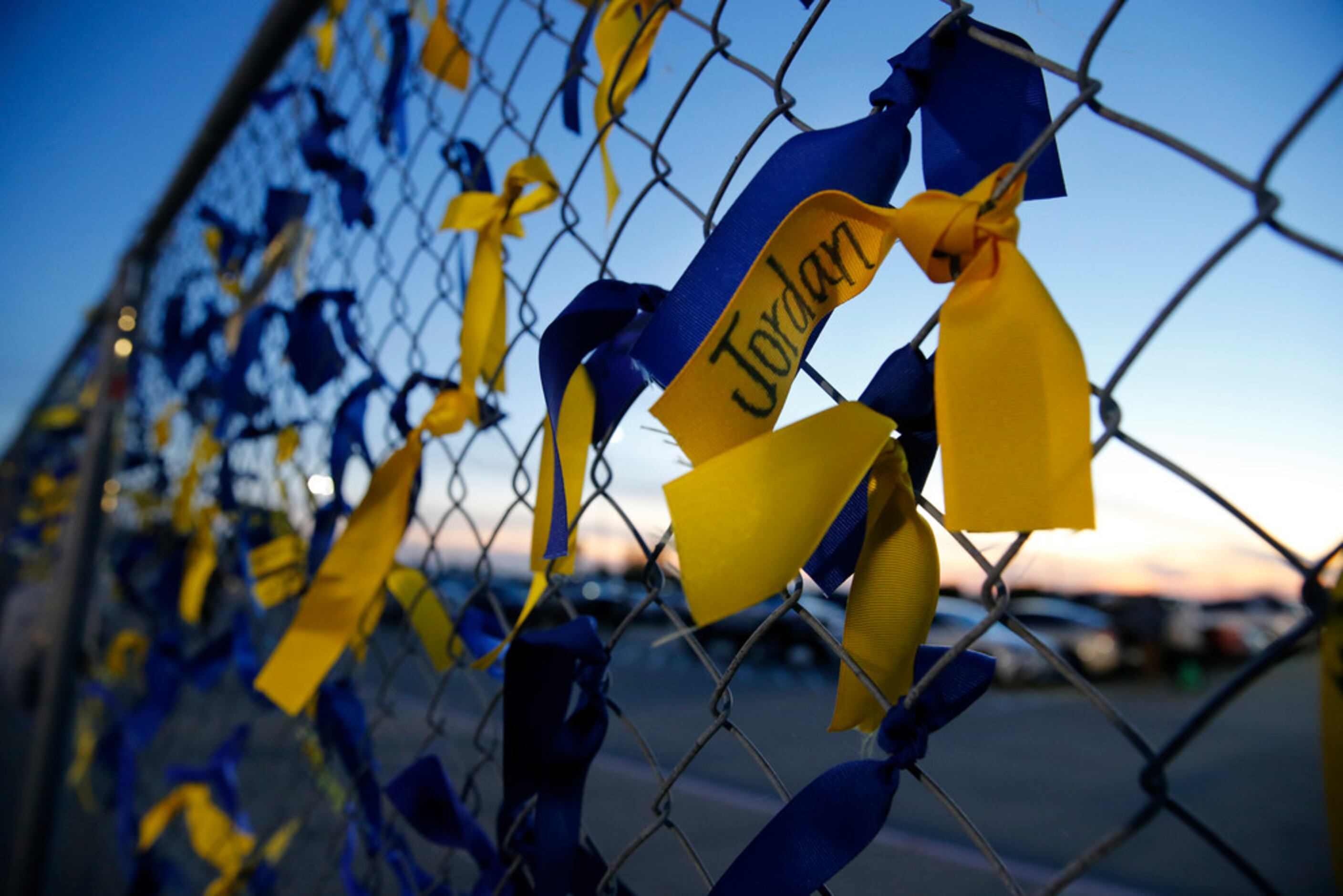 In the wake of four Nevada Community student deaths earlier this week, condolence ribbons...