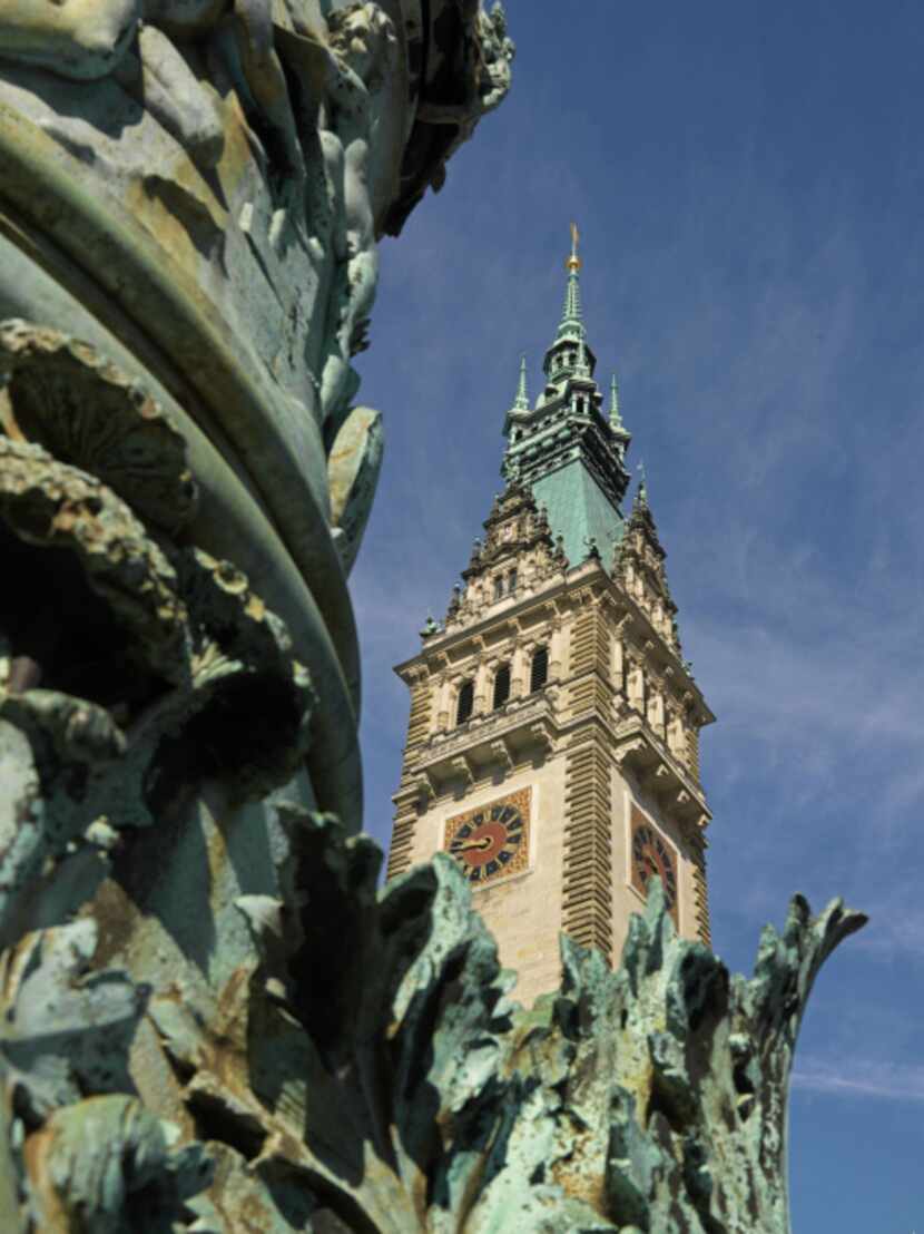Hamburg's Rathaus (city hall) is a sight to behold. Located in Altstadt quarter in the city...