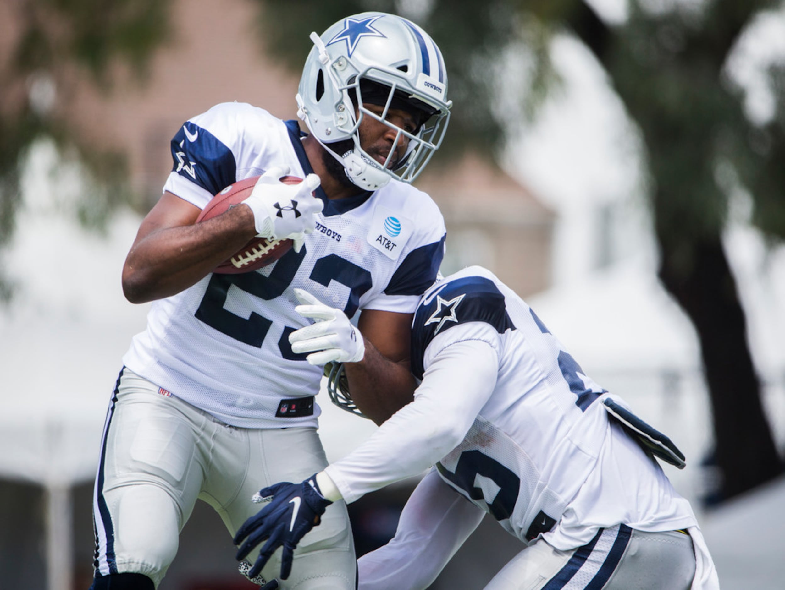 Rookie Tony Pollard making presence felt in Ezekiel Elliott's absence