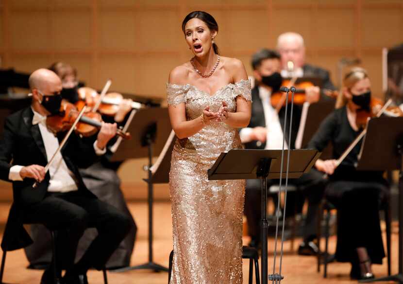 Mezzo-soprano Tamara Mumford performs part of Mahler's 'The Song of the Earth,' in the...