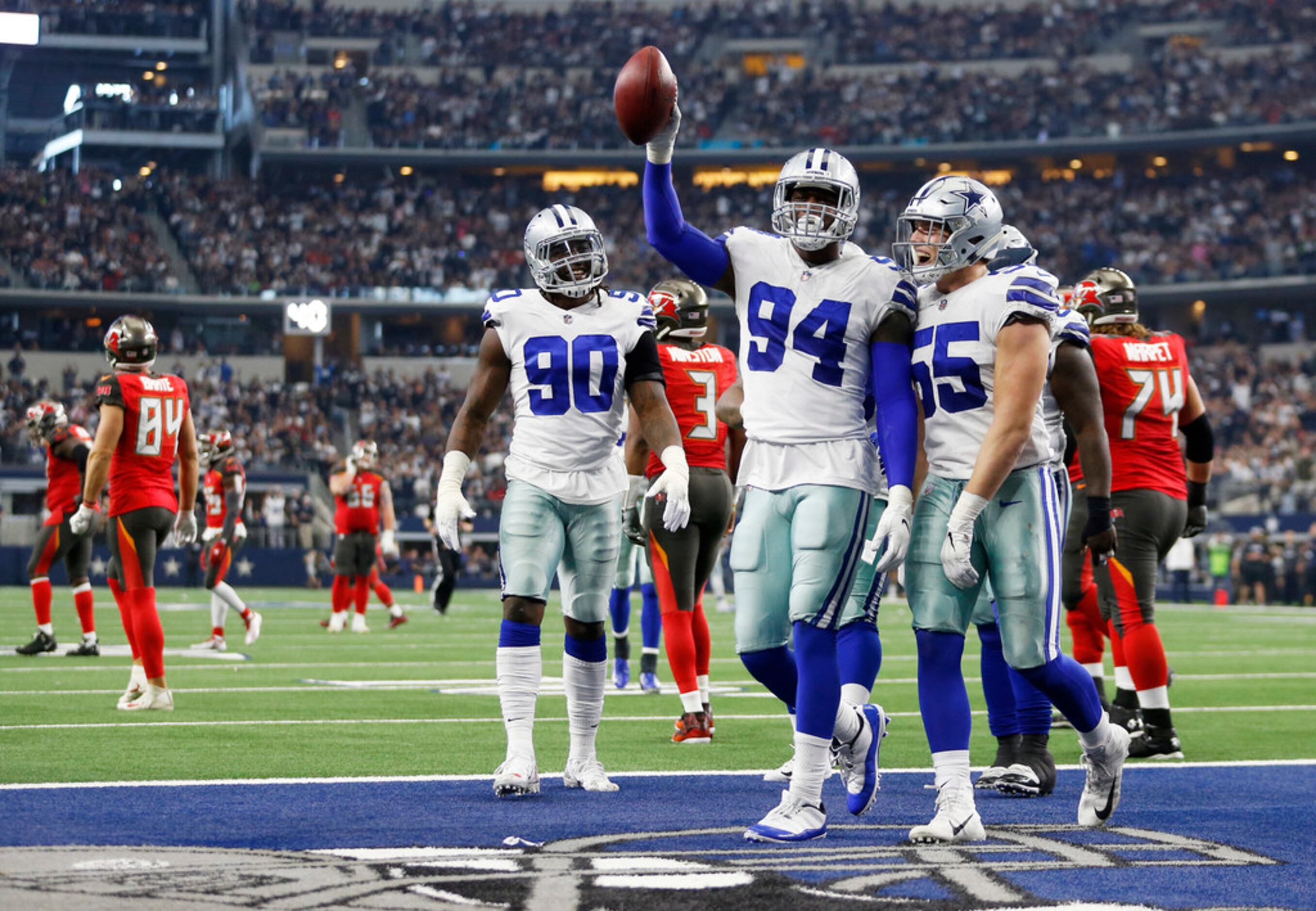 DeMarcus Lawrence reveals initial 'disrespectful' offer from Cowboys