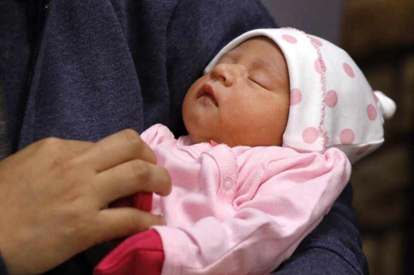  Ximena nació poco después de que su familia llegara a Plano tras huir el huracán Harvey....