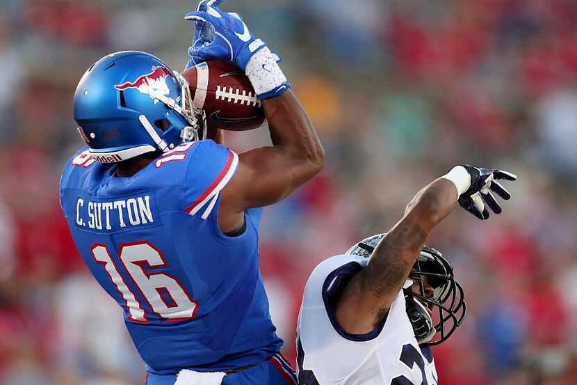 DALLAS, TX - SEPTEMBER 23:  Courtland Sutton #16 of the Southern Methodist Mustangs pulls in...