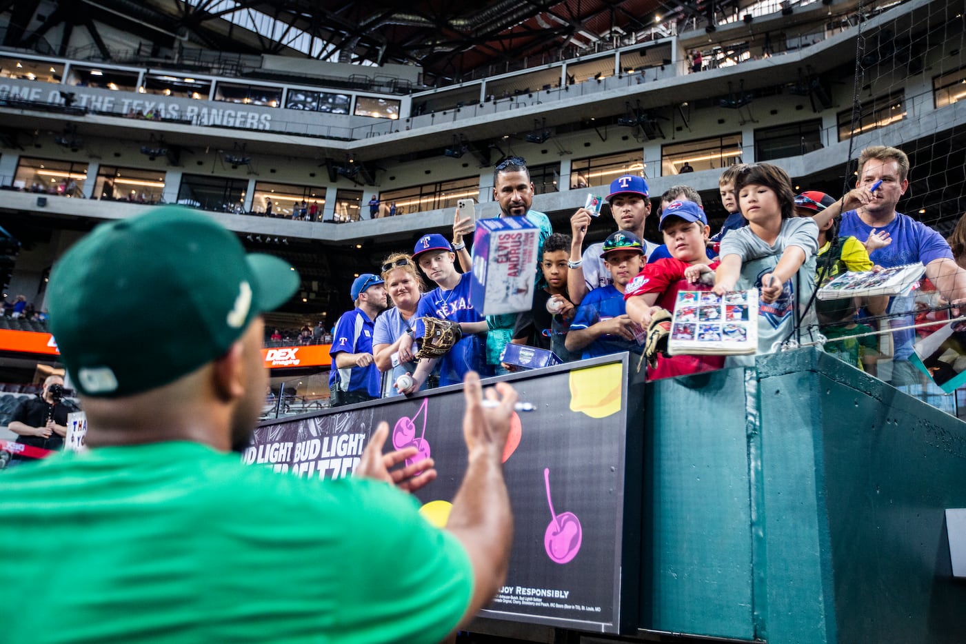 After emotional return to Texas, Elvis Andrus delivers in A's 13