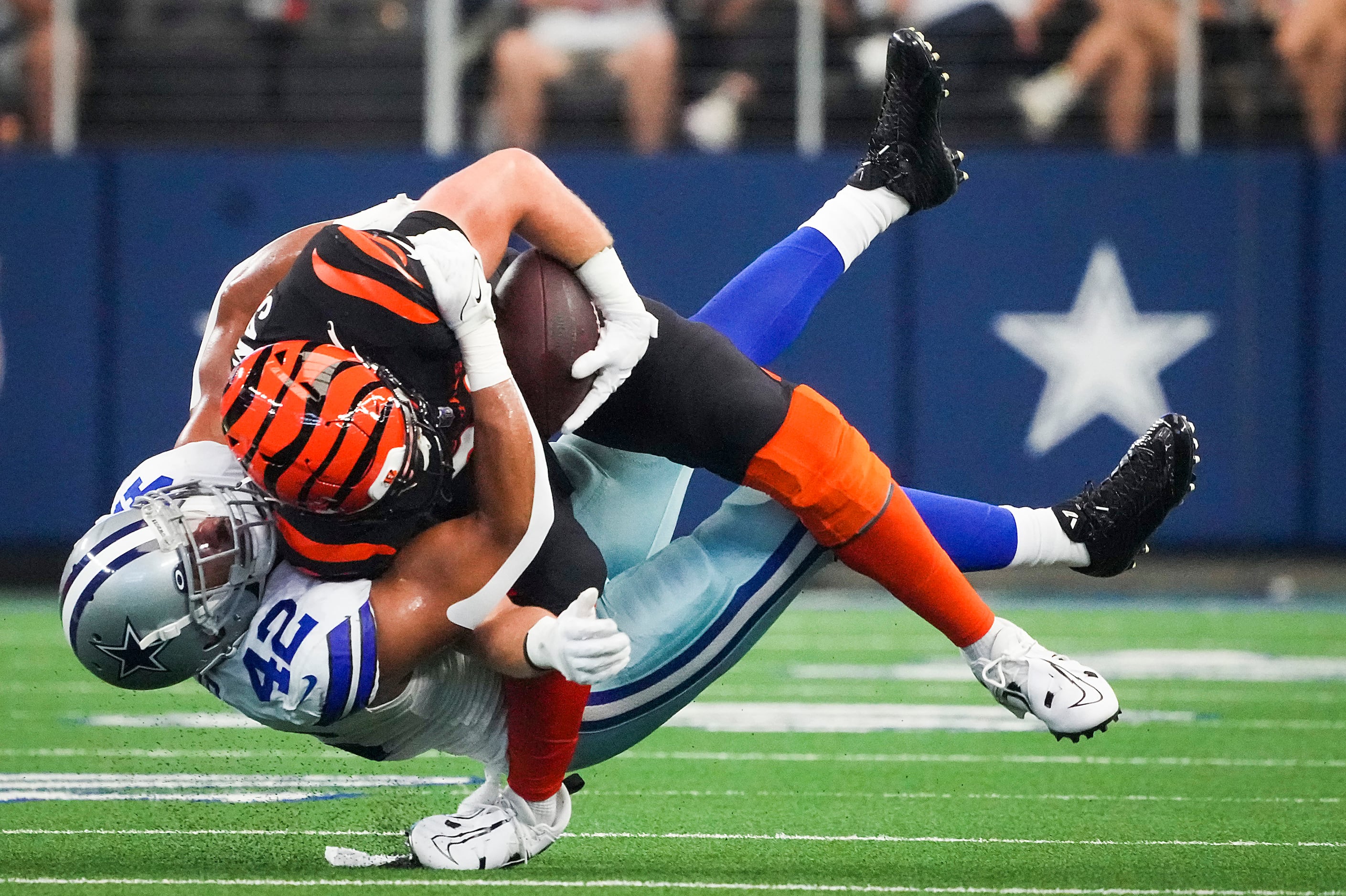 Dallas Cowboys wide receiver Dennis Houston walks along the sideline during  a NFL football game against the Cincinnati Bengals in Arlington, Texas,  Sunday, Sept. 17, 2022. (AP Photo/Tony Gutierrez Stock Photo - Alamy