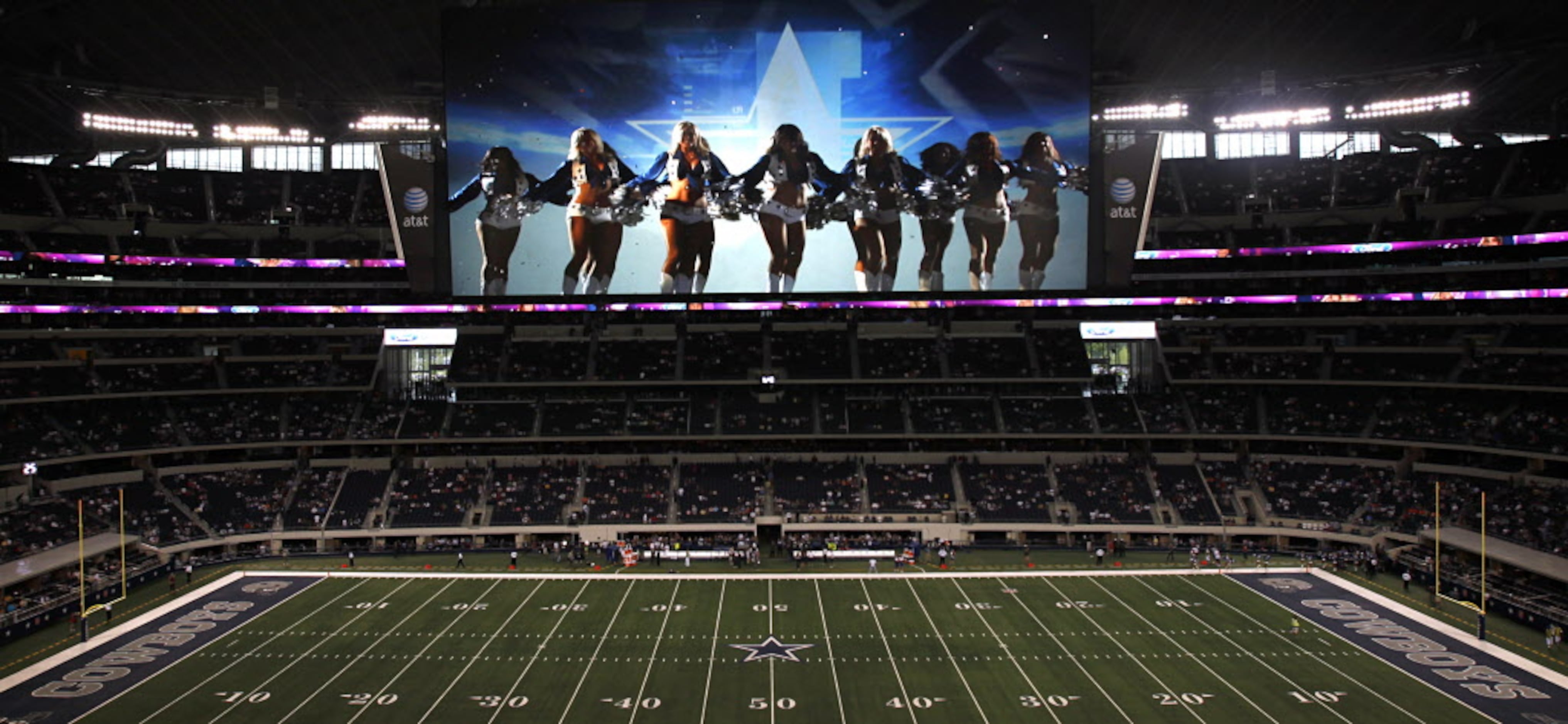 Thousands Gather at AT&T Stadium to Celebrate Cowboys Home Opener