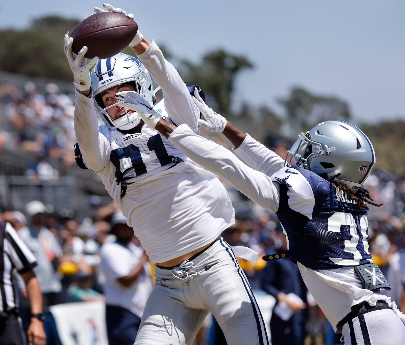 Rookie WR Simi Fehoko Hints at Cowboys Jersey Number w/ T.O. Tribute ✭  Inside The Star