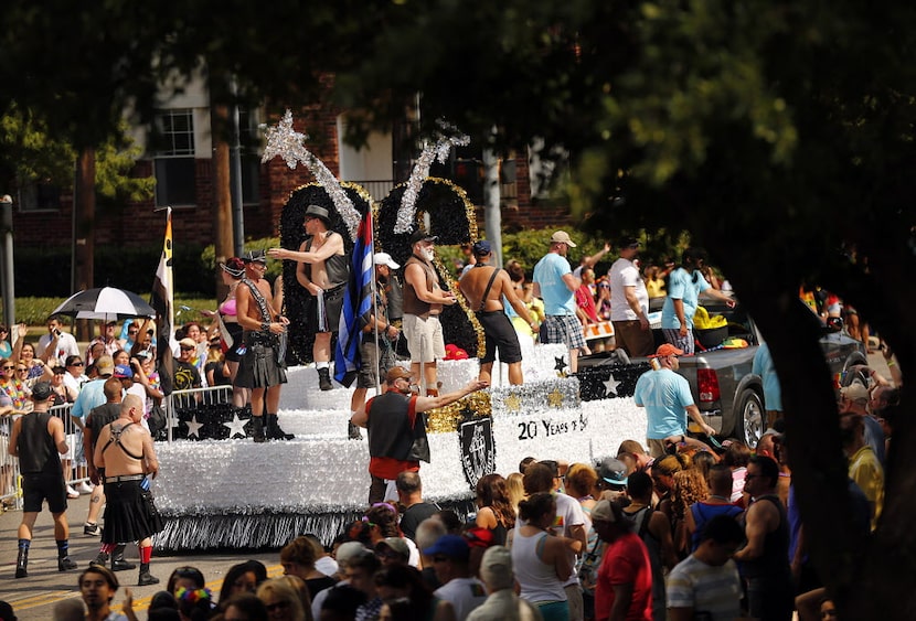 The Dallas Bears & Leather Knights float makes its way down Cedar Springs Rd. during the...