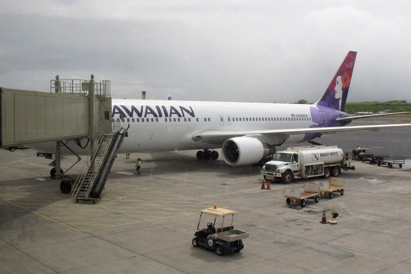  Hawaiian Airlines Flight 45 arrives from San Jose, Calif., in Kahului Airport in Kahului,...