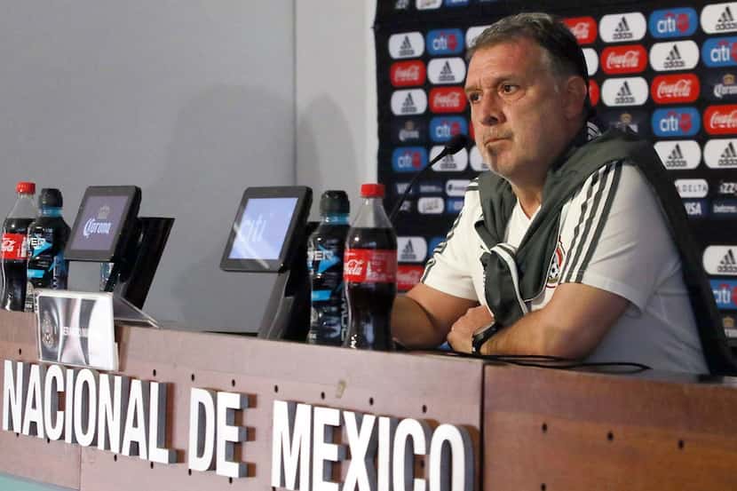 The head coach of the Mexican national football team, Argentine Gerardo "Tata" Martino,...