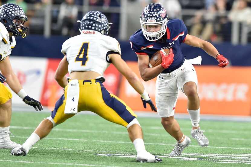 FILE - Ryan freshman wide receiver Billy Bowman Jr. (7) catches a pass from Ryan senior...