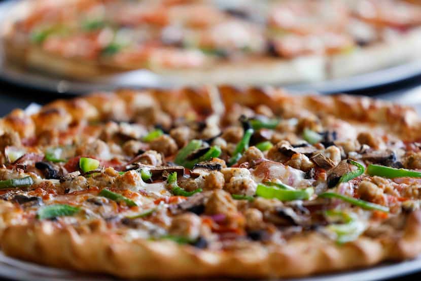 Name a style of pizza and you can probably find it at Andrew's, a new restaurant in Plano....