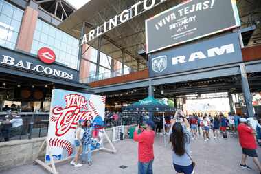 Viva Tejas es el evento con el que los Texas Rangers agradecen a los aficionados hispanos su...