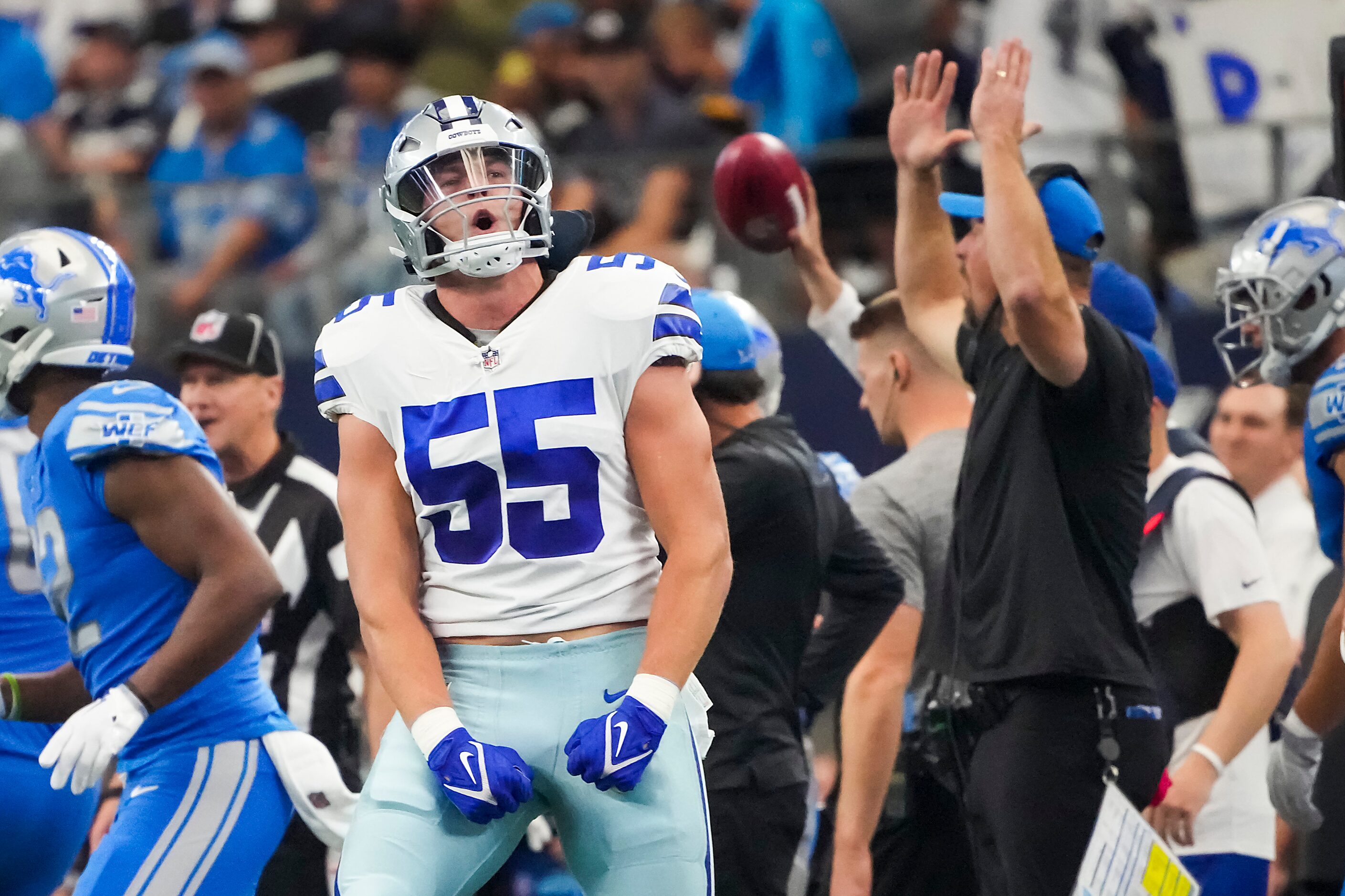 Dallas Cowboys linebacker Leighton Vander Esch (55) celebrates after a defensive stop during...